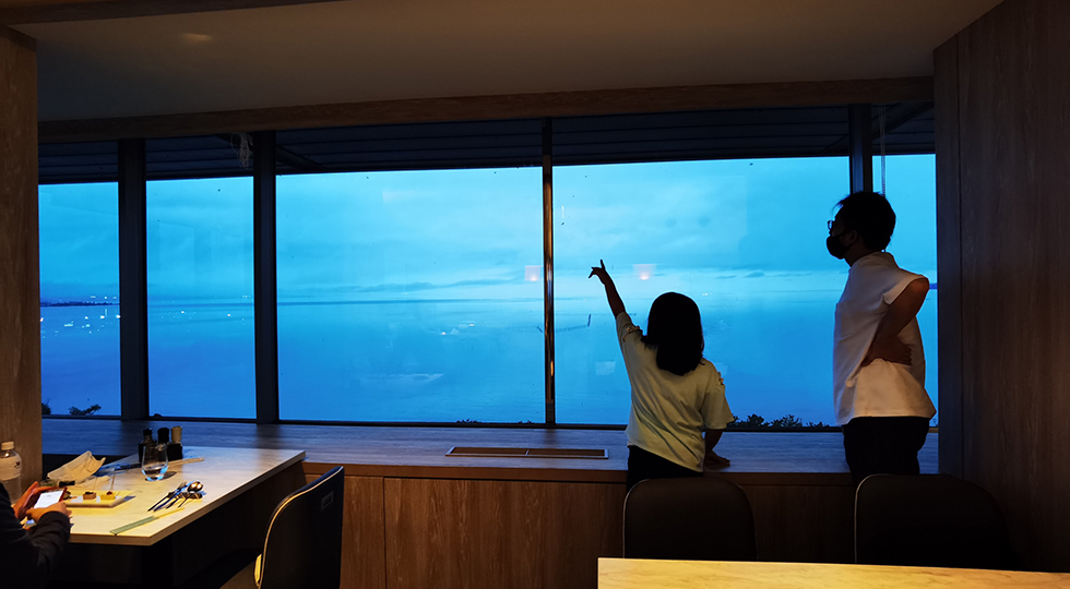 琵琶湖を見ながらアイデアも湧き出る